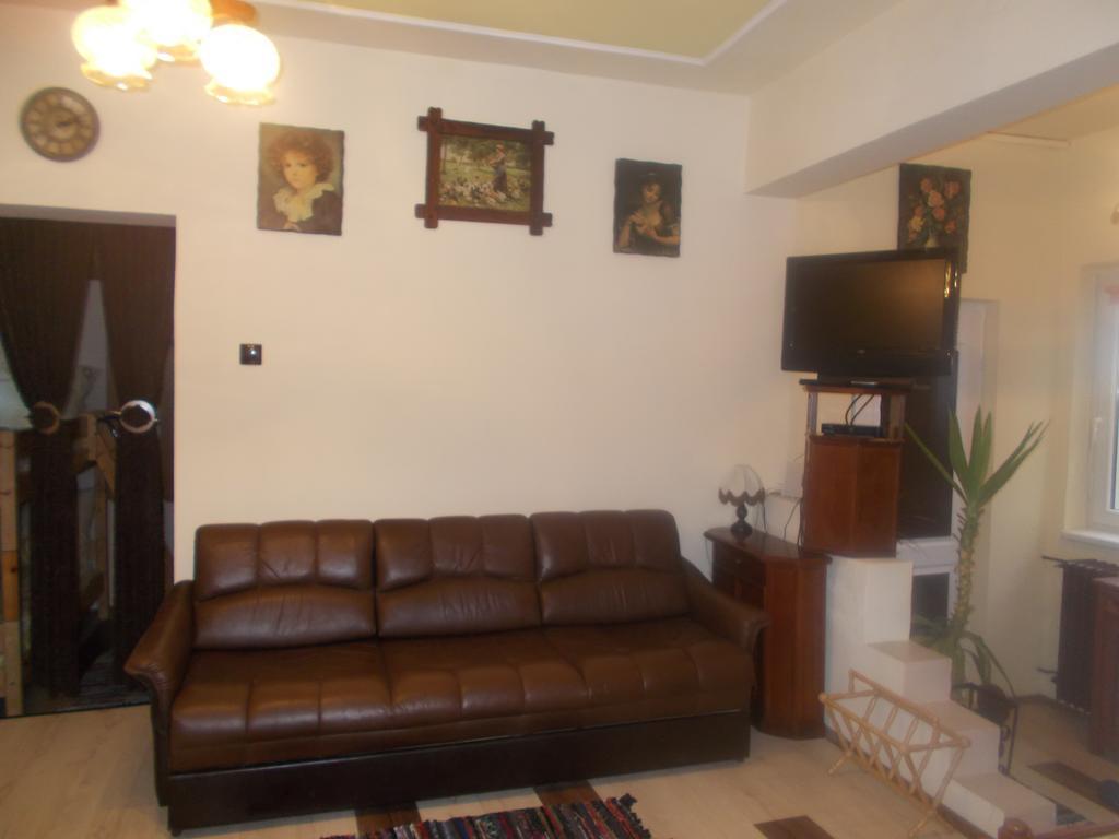 Ruttkai Vendégház Székesfehérvár Exterior foto